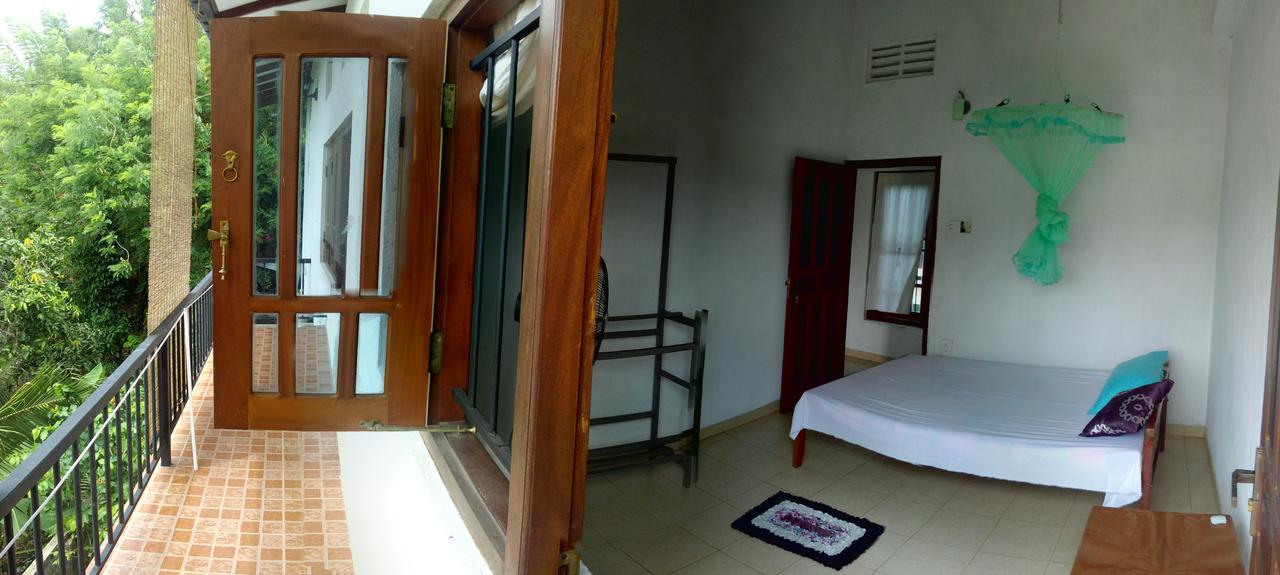 Sunny Side 89 Hotel Galle Szoba fotó